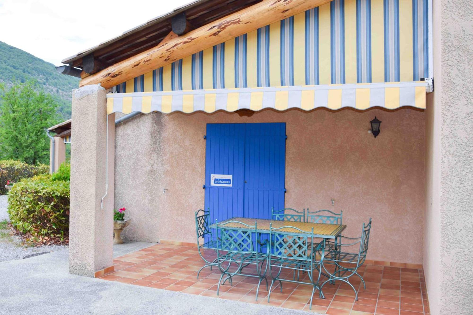 בית הארחה La Roche-sur-le-Buis 	Les Grands Pres Des Baronnies מראה חיצוני תמונה